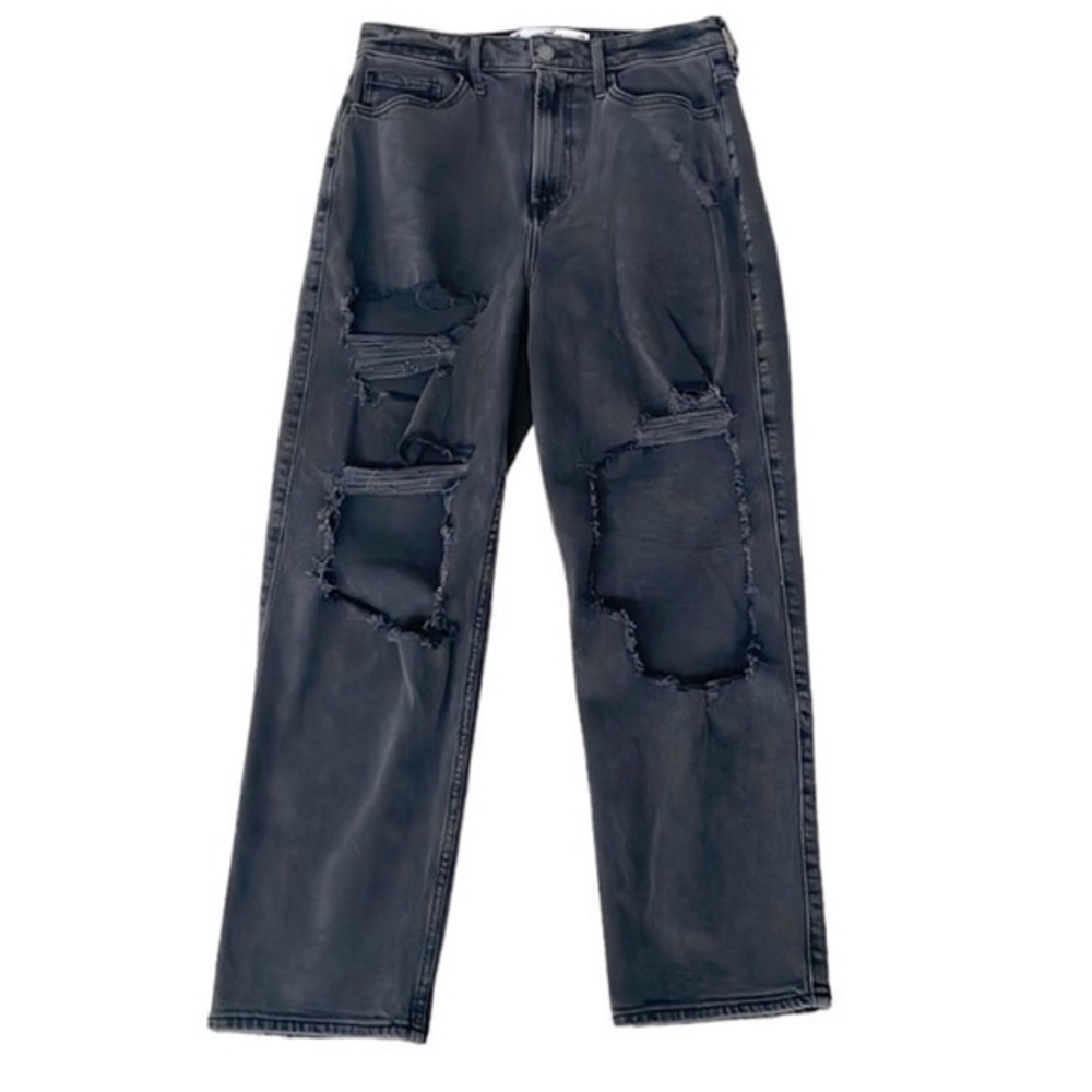 HOLLISTER CURVY ULTRA HIGH RISE VINTAGE STRAIGHT BLACK DENIM DISTRESSED JEANS
